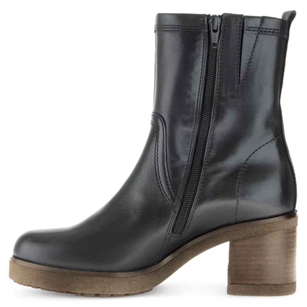 Gabor Shelly Black Leather Comfort Boots 72.851, UK Size 5, US 7.5, NIB, $259